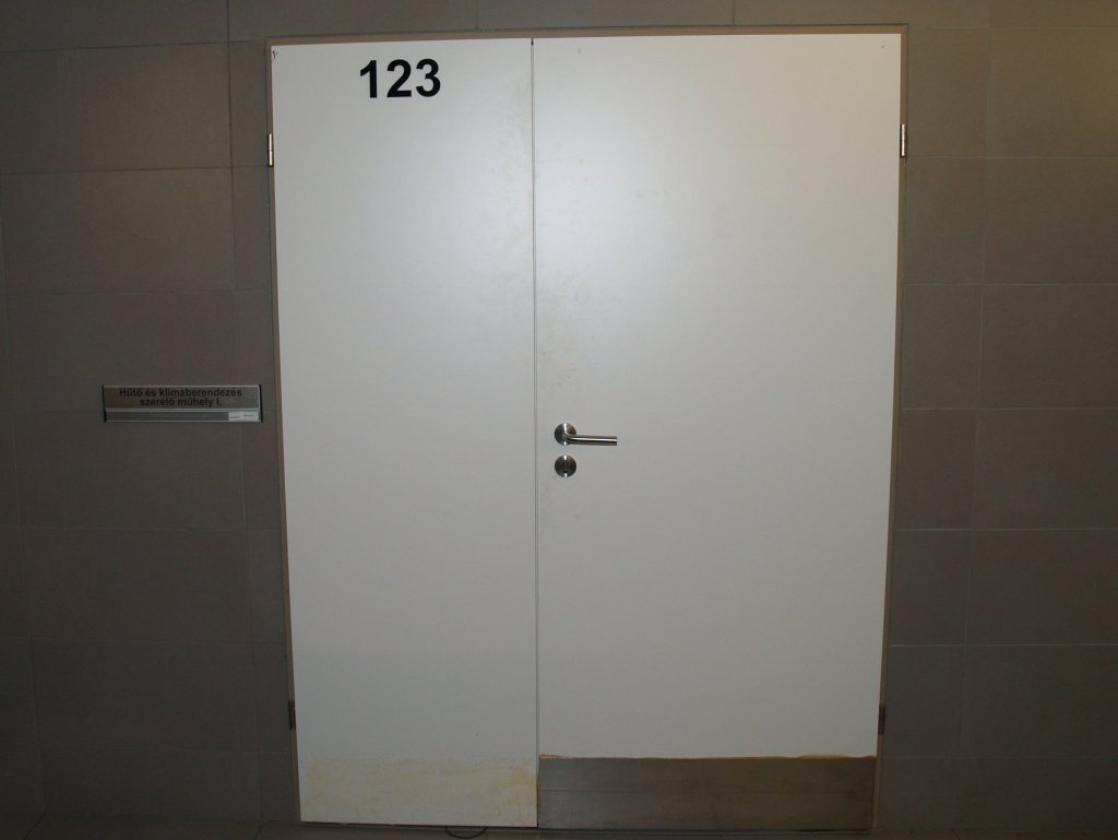 P1018146