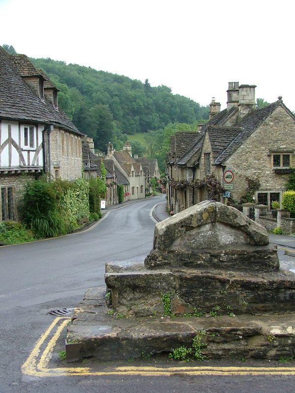 Castle Combe 15