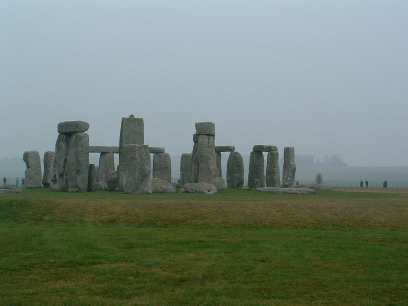 004 Stonehenge.jpg