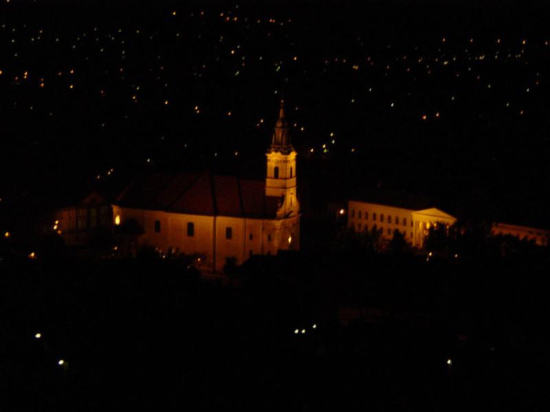 Szekszárd éjszaka, Béla tér
