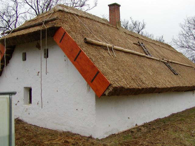 Mar csak az utolso simitasok maradtak.